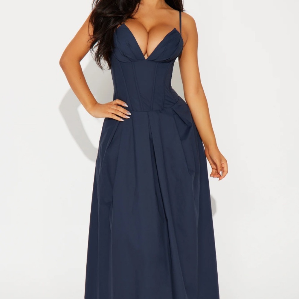 Blue Sleeveless midi dress with Plunge Neckline for Prom